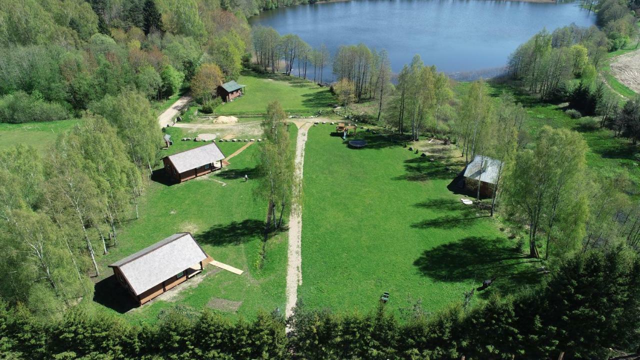 Villa Kalniaus-Sodyba à Barkellai Extérieur photo